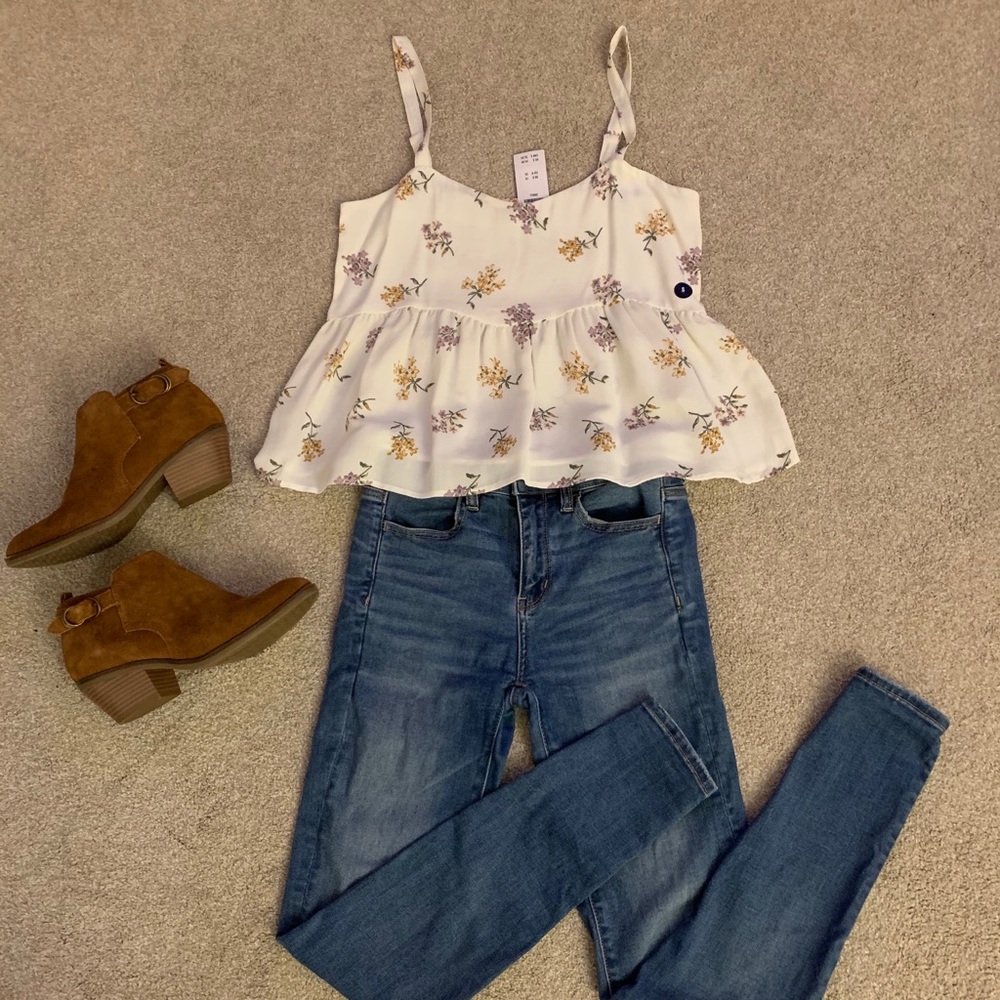 Hollister semi cropped tank